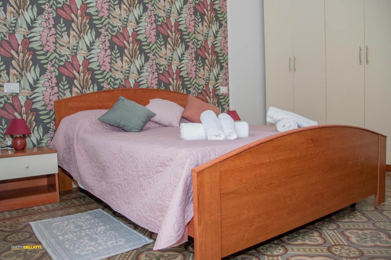 Victoria Suite Casa Vacanza Taranto Exterior photo