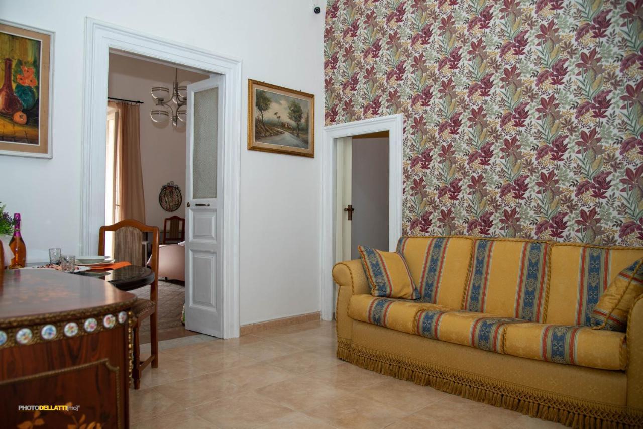Victoria Suite Casa Vacanza Taranto Exterior photo